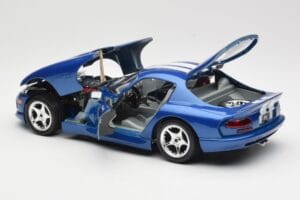 Dodge Viper GTS SR II Sininen Valkoisilla Raidoilla Bburago 1:18 3330 Metalli — kuva 5 / 8
