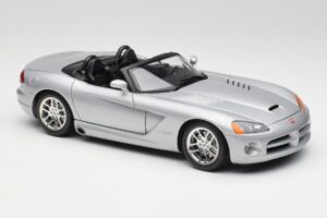 Dodge Viper SRT-10 Bright Hopea Bburago 1:18 34908 Metalli — kuva 6 / 8