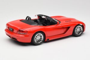 Dodge Viper SRT-10 Punainen Bburago 1:18 3325 Metalli — kuva 3 / 8