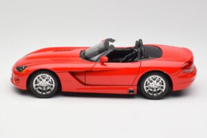 Dodge Viper SRT-10 Punainen Bburago 1:18 3325 Metalli — kuva 4 / 8