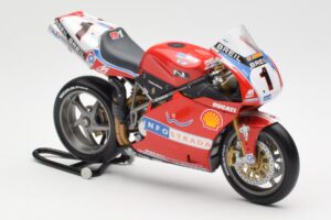 Ducati 998R WSB #1 T. Bayliss Ducati Infostrada 2002 Minichamps 1:12 122021201 Metalli — kuva 4 / 6