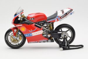 Ducati 998R WSB #1 T. Bayliss Ducati Infostrada 2002 Minichamps 1:12 122021201 Metalli