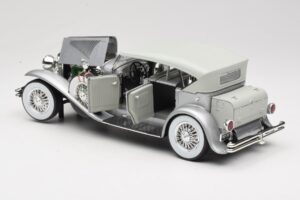 Duesenberg SJ Hopea GreenLight 1:18 13525 Metalli — kuva 5 / 8