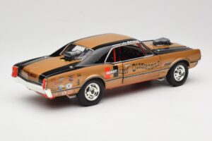 Oldsmobile 442 Hurst Hairy Olds Twin-Engine 4WD 1966 Highway 61 1:18 50089 Metalli — kuva 3 / 8