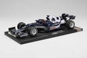 AlphaTauri AT02 #22 Y. Tsunoda Bahrain GP 2021 Minichamps 1:18 117210122 Metalli — kuva 2 / 6