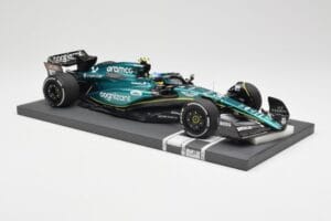 Aston Martin AMR23 #14 F. Alonso 3rd Place Saudi Arabian GP 2023 Minichamps 1:18 117230214 Metalli — kuva 4 / 7
