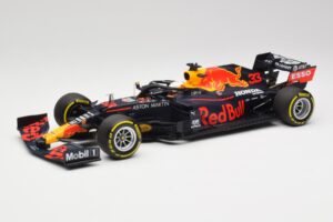 Aston Martin Red Bull Racing RB16 #33 M. Verstappen Abu Dhabi GP Winner 2020 Minichamps 1:18 110201733 Metalli