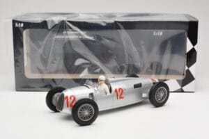Auto Union Type C #12 H. Stuck Hungarian GP Budapest 1936 Minichamps 1:18 155361012 Metalli — kuva 6 / 6