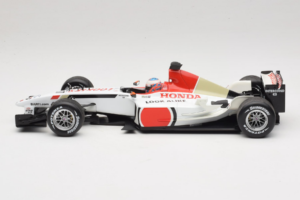 BAR Honda 005 #16 J. Button F1 2003 Minichamps 1:18 100030017 Metalli — kuva 3 / 6