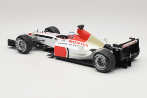 BAR Honda 005 #16 J. Button F1 2003 Minichamps 1:18 100030017 Metalli — kuva 5 / 6
