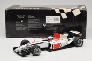 BAR Honda 005 #16 J. Button F1 2003 Minichamps 1:18 100030017 Metalli — kuva 6 / 6