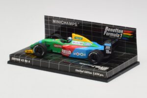 Benetton Ford B188 #19 A. Nannini Race Car 1988 Minichamps 1:43 400890119 Metalli — kuva 3 / 4