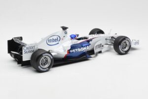 BMW Sauber F1.06 #17 J. Villeneuve F1 2006 Minichamps 1:18 100060017 Metalli — kuva 2 / 6