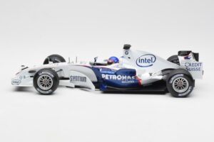 BMW Sauber F1.06 #17 J. Villeneuve F1 2006 Minichamps 1:18 100060017 Metalli — kuva 3 / 6