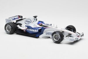 BMW Sauber F1.06 #17 J. Villeneuve F1 2006 Minichamps 1:18 100060017 Metalli — kuva 4 / 6