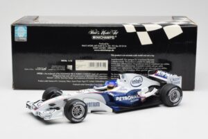BMW Sauber F1.06 #17 J. Villeneuve F1 2006 Minichamps 1:18 100060017 Metalli — kuva 6 / 6