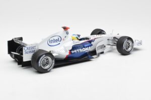 BMW Sauber F1.06 #16 N. Heidfeld F1 2006 Minichamps 1:18 100060016 Metalli — kuva 2 / 6