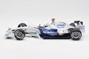 BMW Sauber F1.06 #16 N. Heidfeld F1 2006 Minichamps 1:18 100060016 Metalli — kuva 3 / 6
