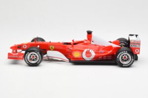 Ferrari F2003-GA F1 Constructors World Champions 2003 Hot Wheels 1:18 G3764 Metalli — kuva 3 / 7