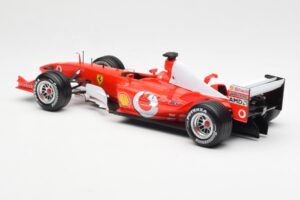 Ferrari F2003-GA F1 Constructors World Champions 2003 Hot Wheels 1:18 G3764 Metalli — kuva 5 / 7