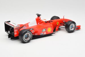 Ferrari F2001 #1 M. Schumacher F1 World Champion 2001 Punainen Hot Wheels 1:18 50202 Metalli — kuva 2 / 6