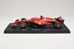 Ferrari SF-24 #16 C. Leclerc Emilia Romagna Grand Prix 2024 Bburago 1:18 18-16821-L-IMOLA-SHOWCASE Metalli — kuva 3 / 7