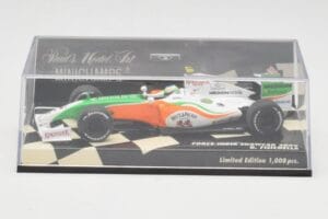 Force India Mercedes VJM02 #21 G. Fisichella Showcar 2009 Minichamps 1:43 400090091 Metalli — kuva 5 / 5
