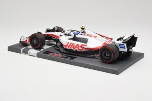 Haas VF-22 #47 M. Schumacher Brazilian GP 2022 Minichamps 1:18 117222147 Hartsi — kuva 5 / 7