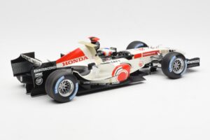 Honda Racing Team RA106 #11 R. Barrichello F1 2006 Minichamps 1:18 100060011 Metalli — kuva 2 / 6