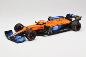 McLaren MCL35M #4 L. Norris Pole Position Russian GP 2021 Minichamps 1:18 530213404 Metalli