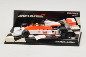 McLaren M26 Ford J. Hunt F1 1977 Minichamps 1:43 530774301 Metalli