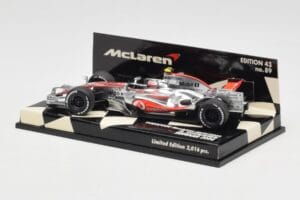 McLaren Mercedes MP4-23 #23 H. Kovalainen Showcar 2008 Minichamps 1:43 530084393 Metalli — kuva 3 / 5
