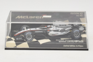 McLaren MP4-20 Mercedes #10 J.P. Montoya British GP Winner F1 2005 Minichamps 1:43 530054320 Metalli — kuva 4 / 5