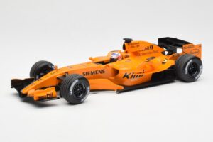 McLaren MP4-21 Mercedes #3 K. Raikkonen Interim Livery 2006 Minichamps 1:18 530061873 Metalli