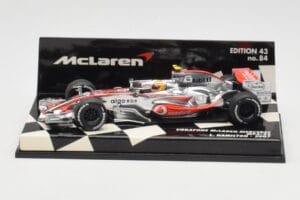 McLaren Mercedes MP4-22 #2 L. Hamilton Race Car 2007 Minichamps 1:43 530074302 Metalli