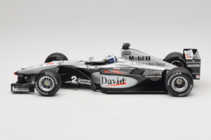 McLaren MP4-15 #2 D. Coulthard F1 2000 Minichamps 1:18 B66962118 Metalli — kuva 3 / 6
