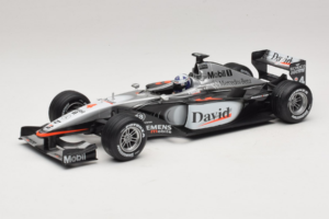 McLaren MP4-16 Mercedes #3 D. Coulthard F1 2001 Hot Wheels 1:18 50199 Metalli