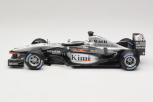 McLaren MP4-20 #9 K. Raikkonen F1 2005 Hot Wheels 1:18 H2286 Metalli — kuva 3 / 6