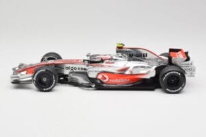 McLaren MP4-22 #2 L. Hamilton Canadian GP Winner 2007 Minichamps 1:18 530071822 Metalli — kuva 3 / 6