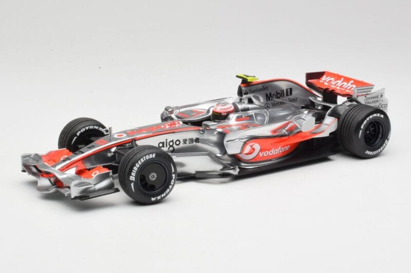 McLaren MP4-22 #2 L. Hamilton Canadian GP Winner 2007 Minichamps 1:18 530071822 Metalli