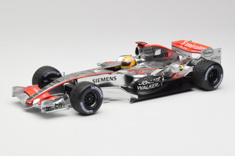 McLaren MP4-25 Mercedes #2 L. Hamilton Showcar 2010 Minichamps 1:18 110100006-R1 Metalli