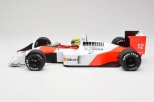 McLaren Honda MP4/4 Marlboro #12 A. Senna F1 World Champion 1988 Minichamps 1:12 540881212 Metalli — kuva 3 / 6