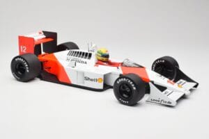 McLaren Honda MP4/4 Marlboro #12 A. Senna F1 World Champion 1988 Minichamps 1:12 540881212 Metalli — kuva 4 / 6