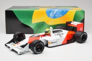 McLaren Honda MP4/4 Marlboro #12 A. Senna F1 World Champion 1988 Minichamps 1:12 540881212 Metalli — kuva 6 / 6