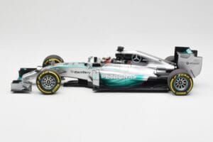 Mercedes AMG Petronas W05 #44 L. Hamilton F1 World Champion 2014 Minichamps 1:18 186140044 Metalli — kuva 3 / 7