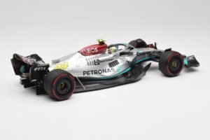 Mercedes AMG W13 E Performance Petronas #44 L. Hamilton Spanish GP 2022 Minichamps 1:18 110220044 Metalli — kuva 2 / 7