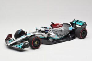 Mercedes AMG W13 E Performance Petronas #63 G. Russell Brazilian GP 1st Win 2022 Minichamps 1:18 110222163 Hartsi