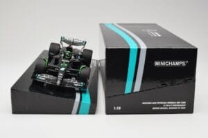 Mercedes AMG W14 E Performance Petronas #63 G. Russell Bahrain GP 2023 Minichamps 1:18 113230163 Hartsi — kuva 6 / 7
