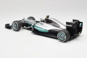 Mercedes AMG W07 #6 N. Rosberg Australia GP Winner 2016 Minichamps 1:18 110160006 Metalli — kuva 5 / 7