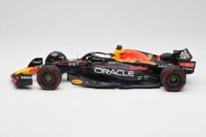 Oracle Red Bull Racing RB18 #1 M. Verstappen Winner Belgian GP 2022 Minichamps 1:18 110221401 Metalli — kuva 5 / 7